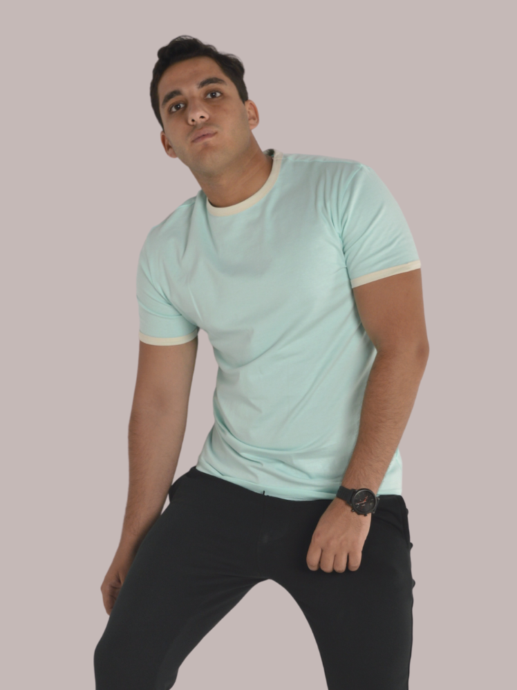 Mint -Outlined Creamy T-shirt