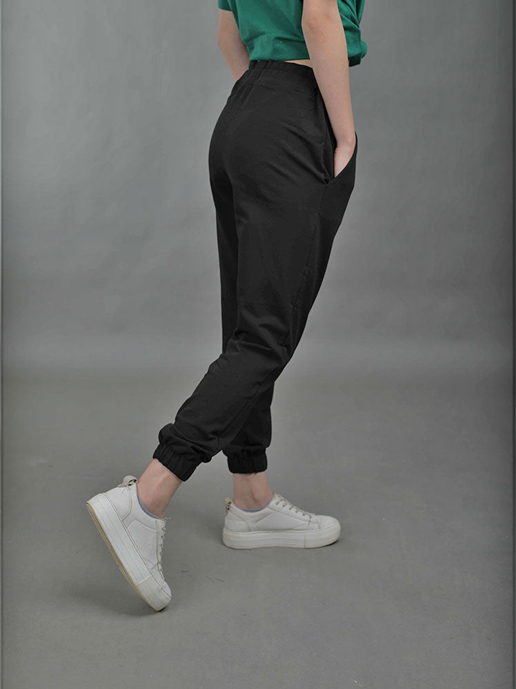 Slim fit -Black sweatpants